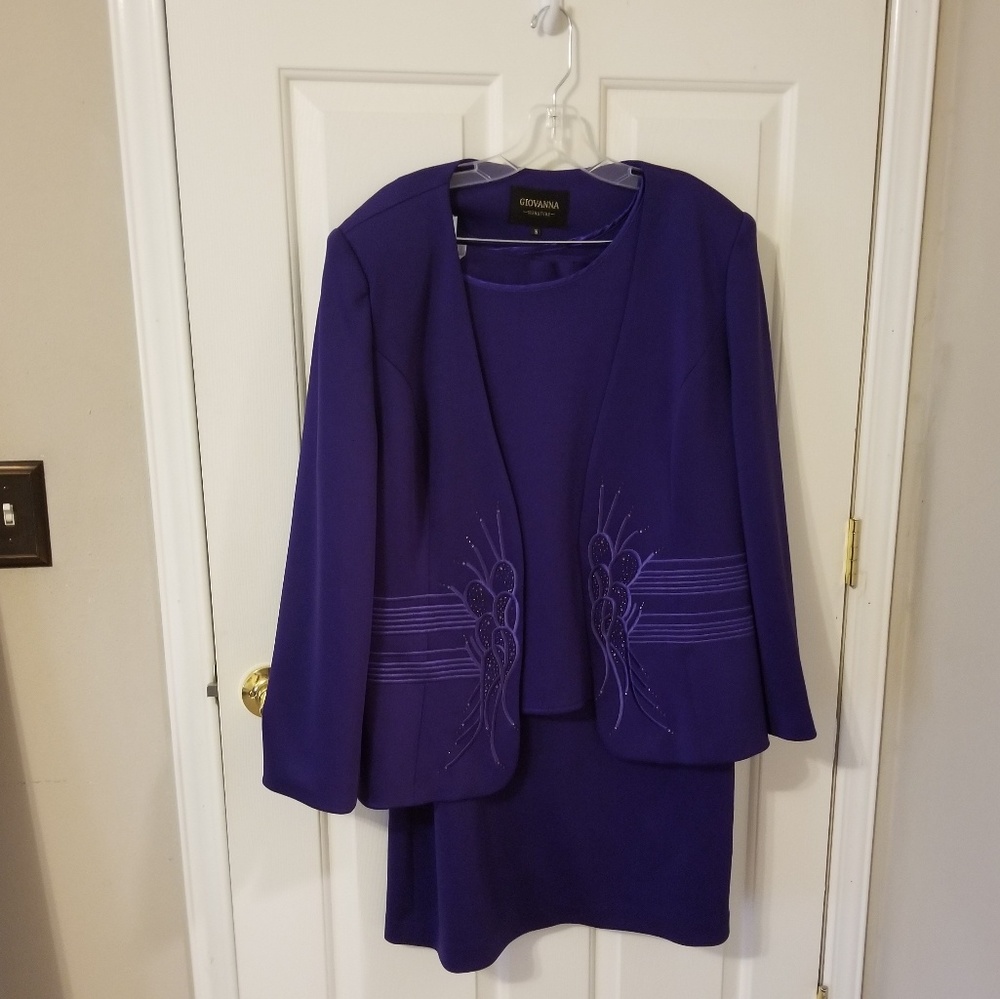 Plus size fully lined, three piece, purple suit